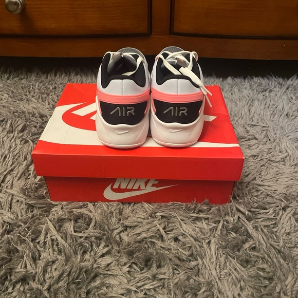 Nike Kids' White, Pink, and Gray Sneakers - Picture 4 of 7